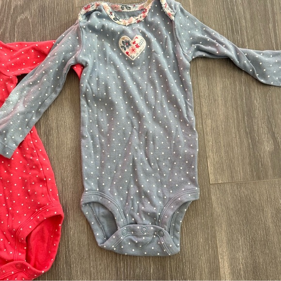 Carter’s 12M onesies (2) - Picture 6 of 6